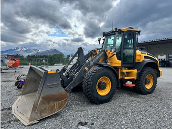 Riteņu iekrāvējs VOLVO L45H