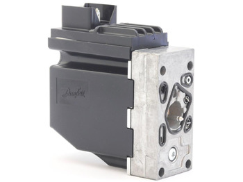 Jaunā Hidrauliskais vārsts - Celtnis-manipulators Danfoss Solenoid Valve 157B4116: foto 4