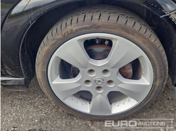 Vieglā automašīna 2002 Opel Astra: foto 5
