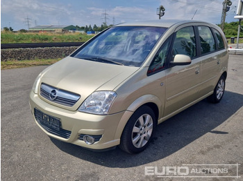 Vieglā automašīna OPEL