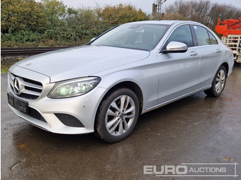 : fotogrāfija galvenē