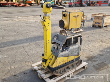 Asfalta ieklāšanas tehnika WACKER