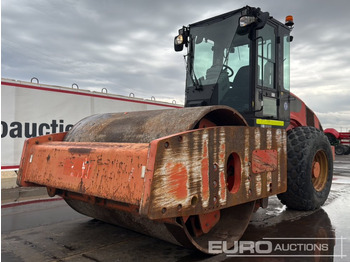 Veltnis CATERPILLAR CS74