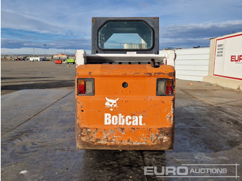 Kompaktiekrāvējs Bobcat 553: foto 4