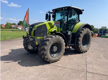 Traktors CLAAS Axion 870