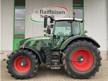 Traktors FENDT 722 Vario
