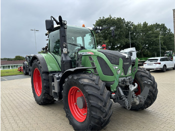 Traktors FENDT 722 Vario