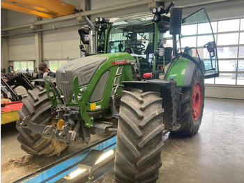 Traktors FENDT 724 Vario