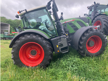 Traktors FENDT 724 Vario