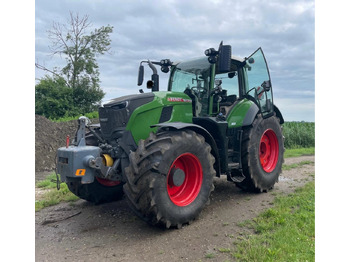 Traktors FENDT 728 Vario