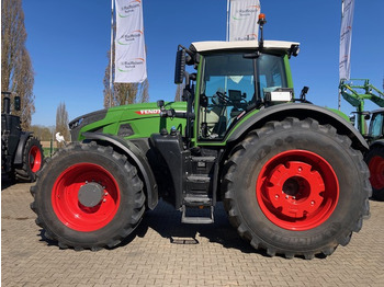 Traktors FENDT 930 Vario
