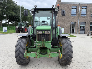Traktors John Deere 5075E: foto 4