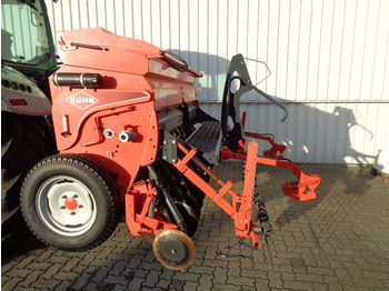 : fotogrāfija galvenē