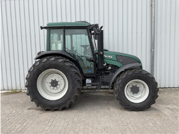 Traktors VALTRA A-series