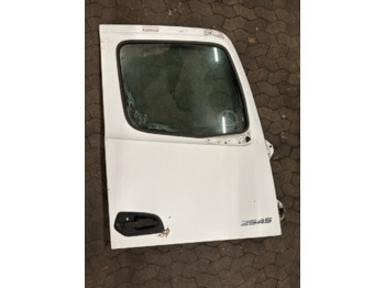 Kabīne un interjers MERCEDES-BENZ