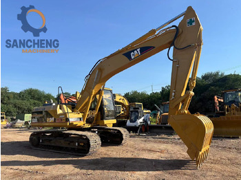 Kāpurķēžu ekskavators CATERPILLAR 320BL