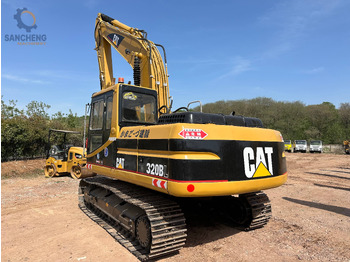 Kāpurķēžu ekskavators CATERPILLAR 320BL: foto 3