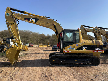 Kāpurķēžu ekskavators CATERPILLAR 320C
