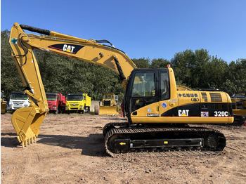 Kāpurķēžu ekskavators CATERPILLAR 320C