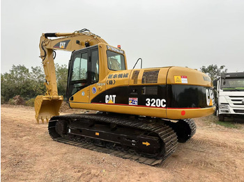 Kāpurķēžu ekskavators CATERPILLAR 320C: foto 4