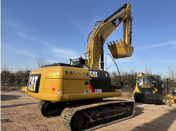 Kāpurķēžu ekskavators CATERPILLAR 320D: foto 3