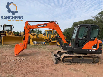Ekskavators DOOSAN DX55