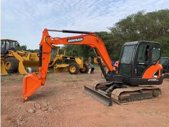 Ekskavators DOOSAN DX55