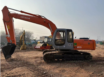 Ekskavators HITACHI EX200