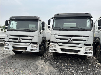 Kravas automašīna dzīvnieku pārvadāšanai SINOTRUK HOWO