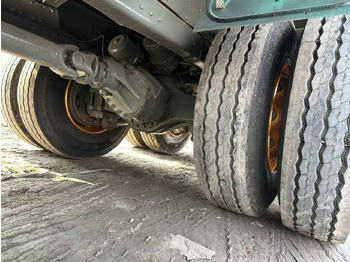 Bortu kravas automašīna/ Platforma pārvadāšana birstošo kravu SINOTRUK HOWO 420hp 8x4 fence truck: foto 5