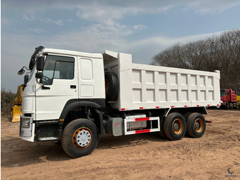 Kravas automašīna pašizgāzējs pārvadāšana smagās tehnikas SINOTRUK Howo Dump truck 371: foto 2