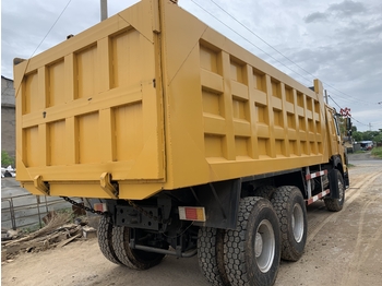 Kravas automašīna pašizgāzējs pārvadāšana smagās tehnikas SINOTRUK Howo Dump truck 371: foto 2