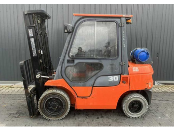 Jungheinrich 7FGF30 līzingu Jungheinrich 7FGF30: foto 2