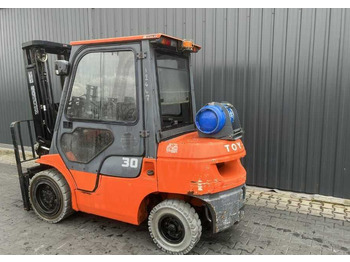 Jungheinrich 7FGF30 līzingu Jungheinrich 7FGF30: foto 3