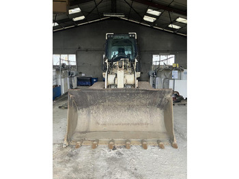 Kāpurķēžu iekrāvējs CATERPILLAR 963D