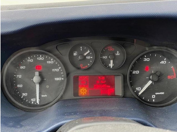 Kravas automašīna pašizgāzējs IVECO Daily 35c18