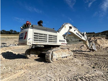 Ekskavators LIEBHERR