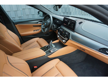 BMW 530 xDrive Touríng līzingu BMW 530 xDrive Touríng: foto 4 BMW 530 xDrive Touríng līzingu BMW 530 xDrive Touríng: foto 4