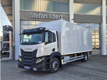 Kravas automašīna ar slēgto virsbūvi IVECO S-WAY