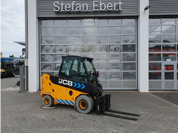 Teleskopiskais iekrāvējs JCB