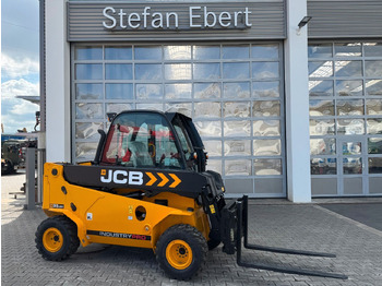 Teleskopiskais iekrāvējs JCB