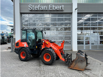Riteņu iekrāvējs KUBOTA R070