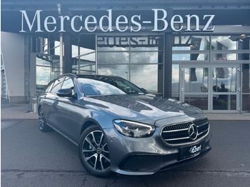 Universālis MERCEDES-BENZ