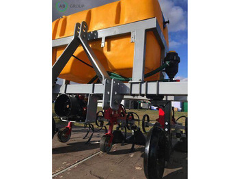 Ecēša Solan Weeder with sprayer 3 rows/Binador: foto 2
