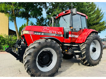 Traktors CASE IH Magnum 7220