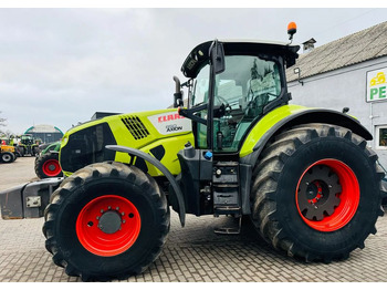 Traktors CLAAS Axion 850