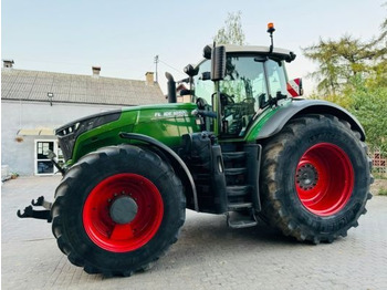 Traktors FENDT 1050 Vario