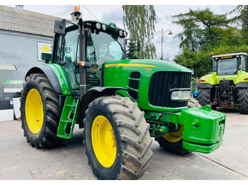 Traktors JOHN DEERE 7530