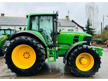 Traktors JOHN DEERE 7530