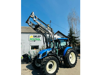Traktors NEW HOLLAND TD5